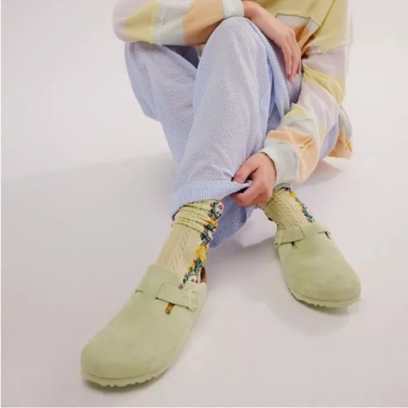 Birkenstock Boston Clog- Faded Lime Suede - Picture 8 of 8